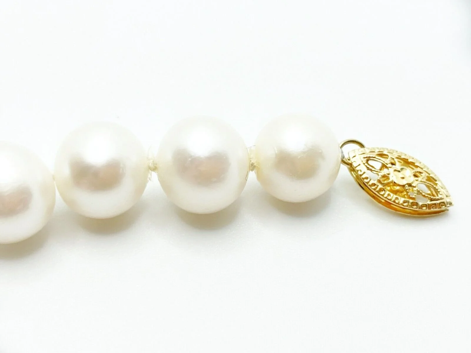 STUNNING!!! Fresh Water Pearl Necklace 16